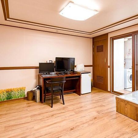 Hillstay Residence Hotel Gumi Buitenkant foto