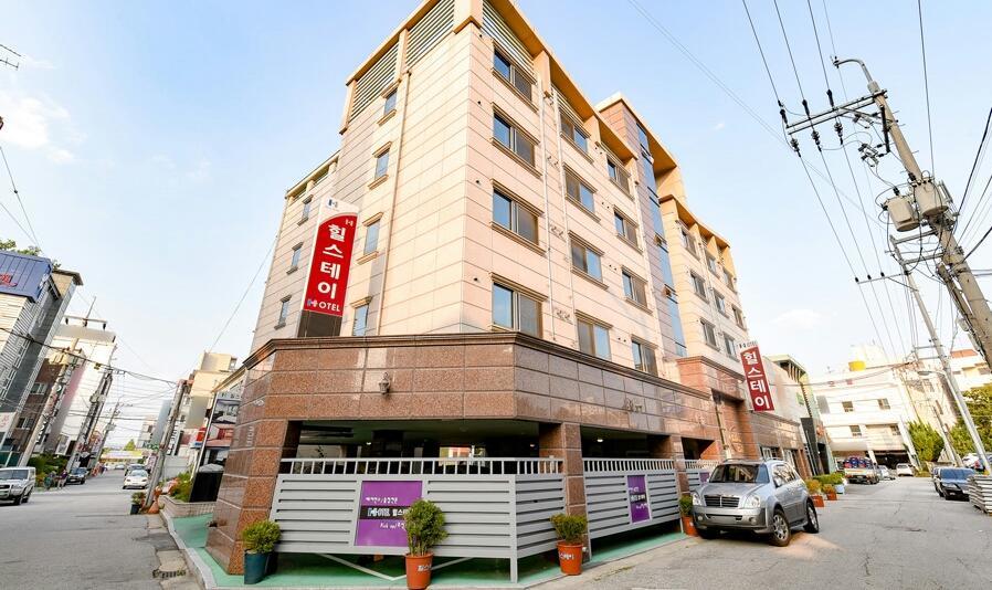 Hillstay Residence Hotel Gumi Buitenkant foto