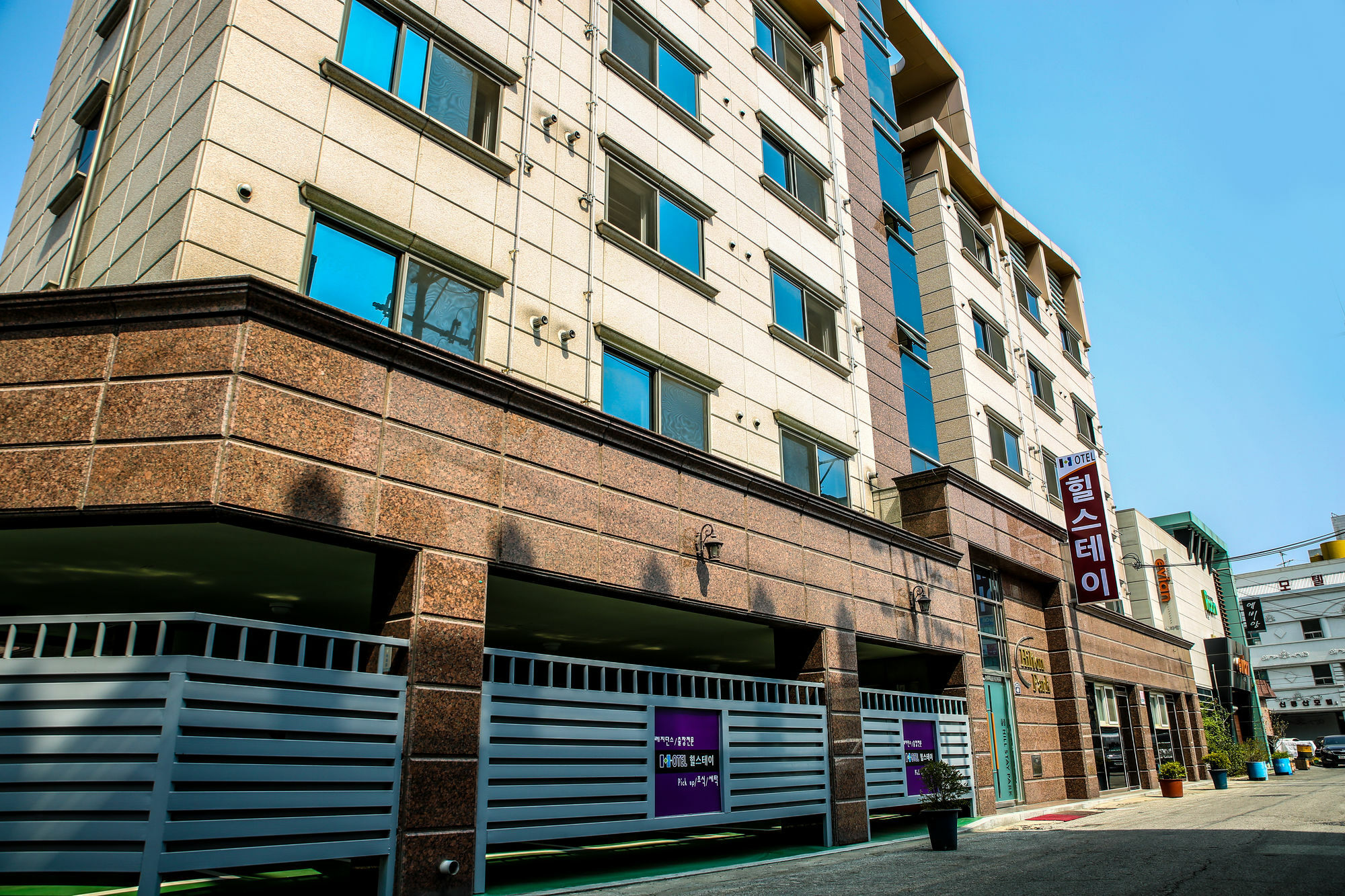 Hillstay Residence Hotel Gumi Buitenkant foto